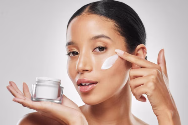 10 Produk Perawatan Kulit untuk Mengatasi Acne yang Patut Dicoba