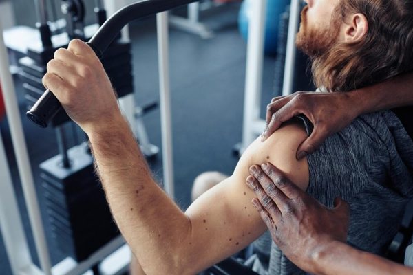 7 Tips Menghindari Cedera Tangan saat Berolahraga 7 Tips Menghindari Cedera Tangan saat Berolahraga
