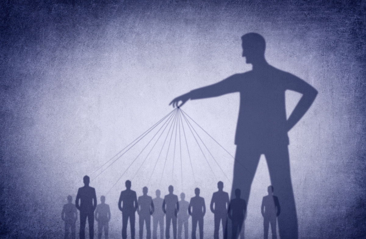 10 Langkah Membantu Korban Manipulasi Emosional