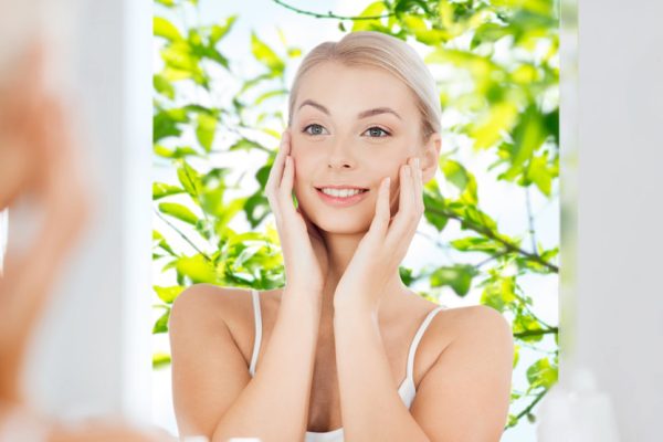 7 Tips Perawatan Wajah Sehabis Beraktivitas di Luar Ruangan
